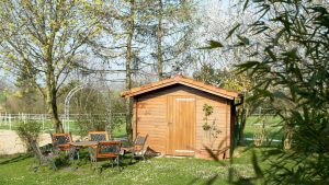 Cabanon de jardin : pourquoi le bois reste le meilleur choix ?